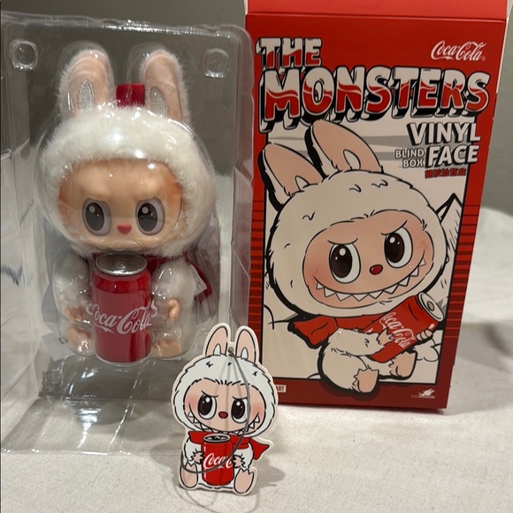 Coca-Cola The Monsters Vinyl Figure - Picture 1 of 1